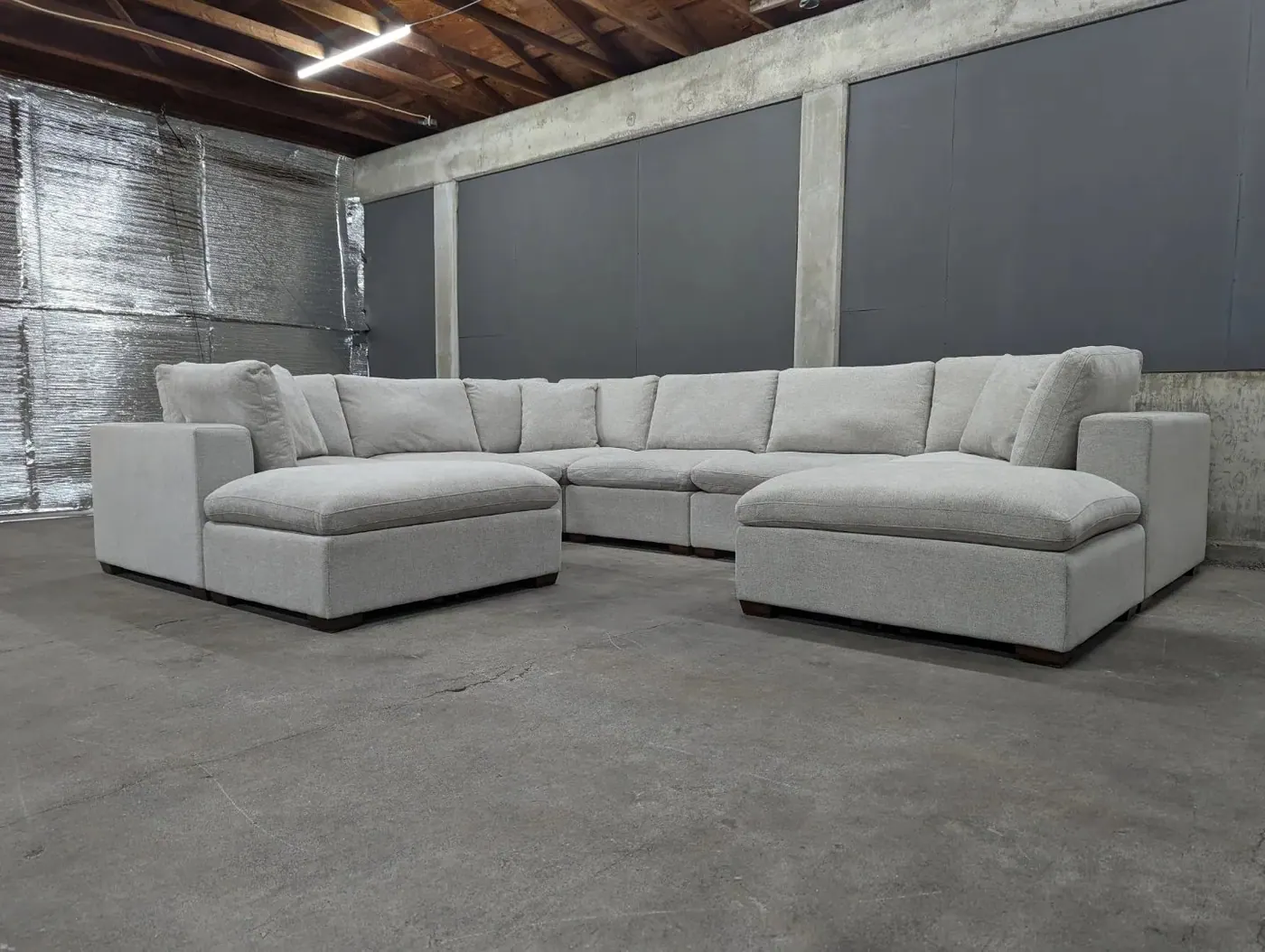 Huge Thomasville Lowell 8 Piece Modular Sectional