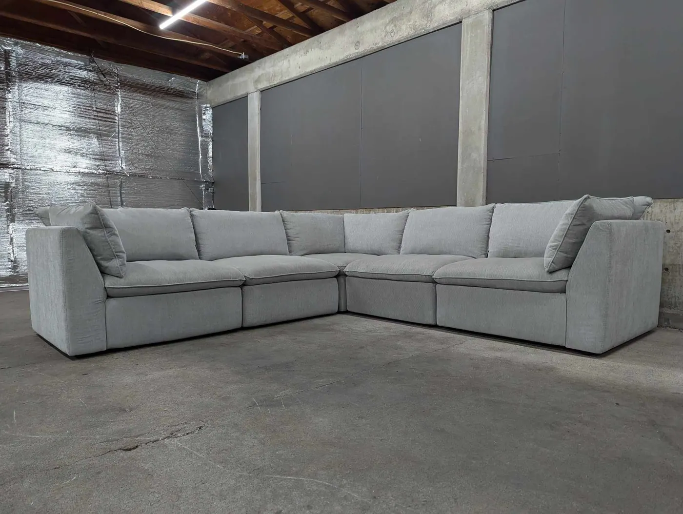 Light Gray Modular Sectional w/ Power Footrests