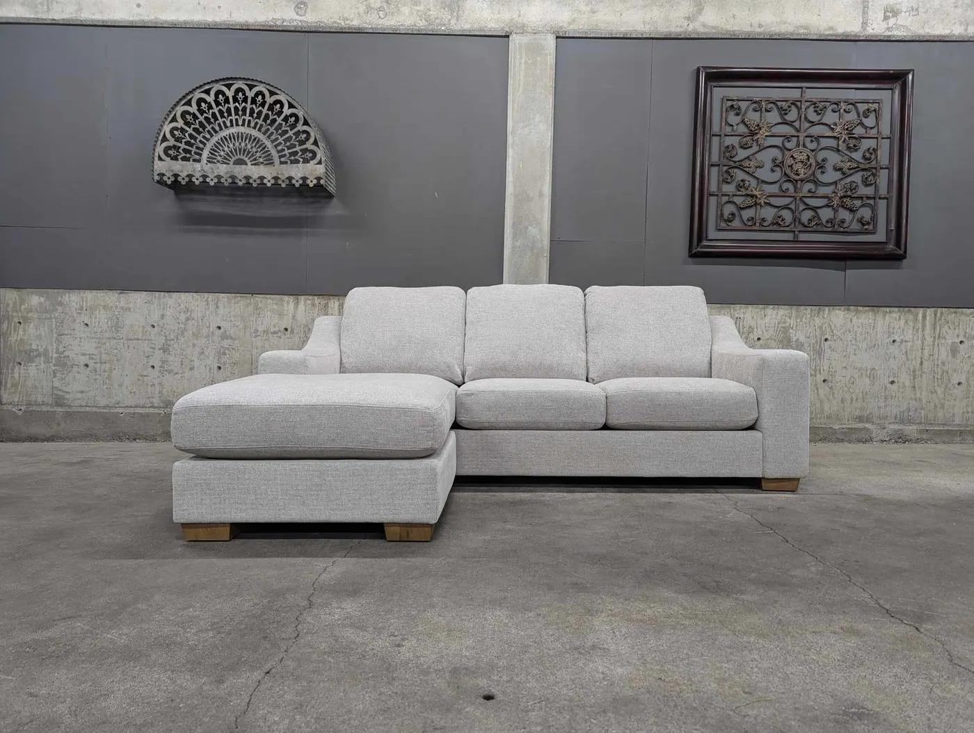 Thomasville Sectional Sofa w/ Reversible Chaise