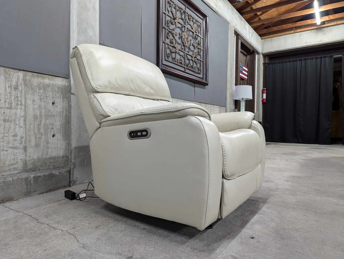 Top Grain Leather Power Recliner w/ Power Headrest, view 5