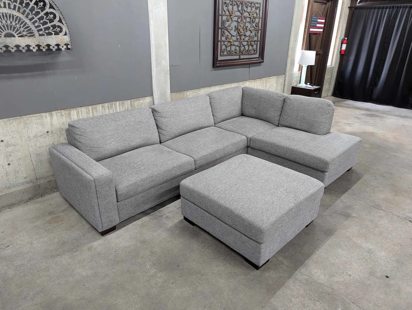 Maycen Sectional with Ottoman, view 4