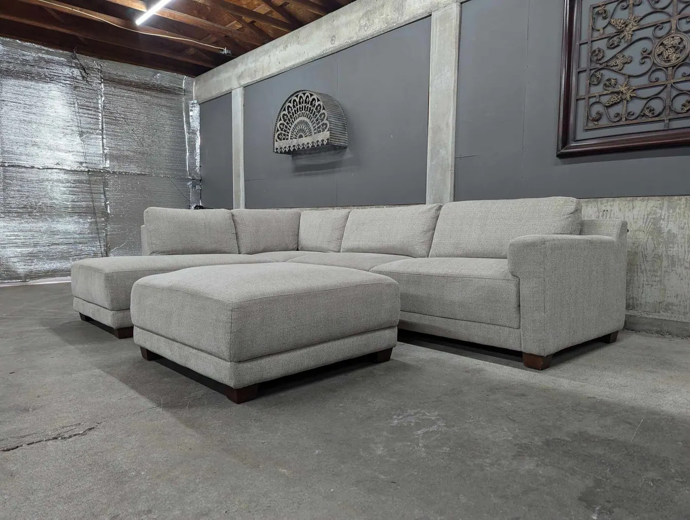 Raylin Fabric Sectional with Ottoman, view 3