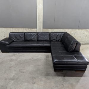 Black Leather Sectional Lounger With Chaise