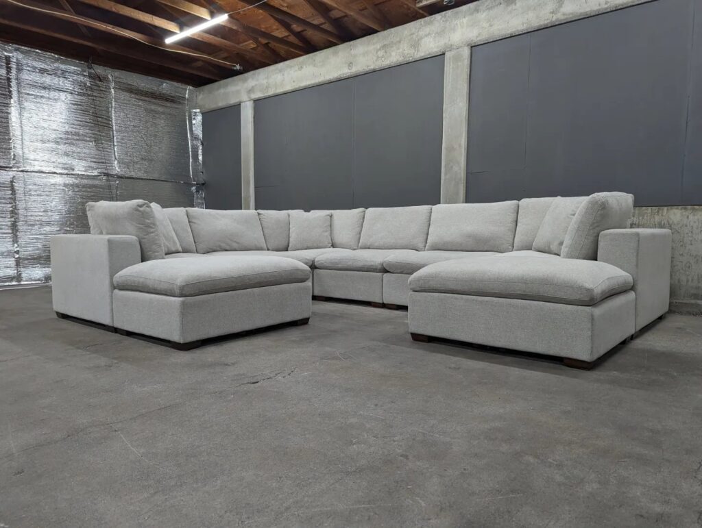 Thomasville Lowell 8 Piece Fabric Modular Sectionalnull