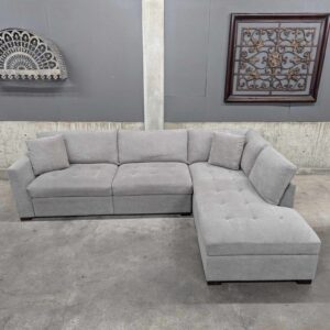 Thomasville Miles Sectional w/ Power Footrests