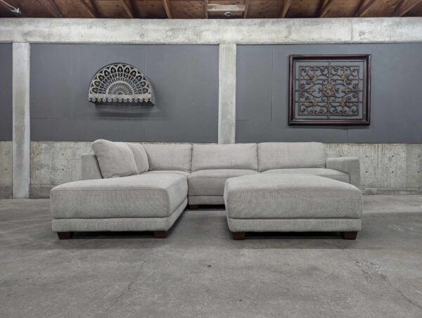 Raylin Fabric Sectional with Ottoman